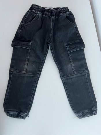 Pantalon cargo Zara taille 4-5 ans 110cm