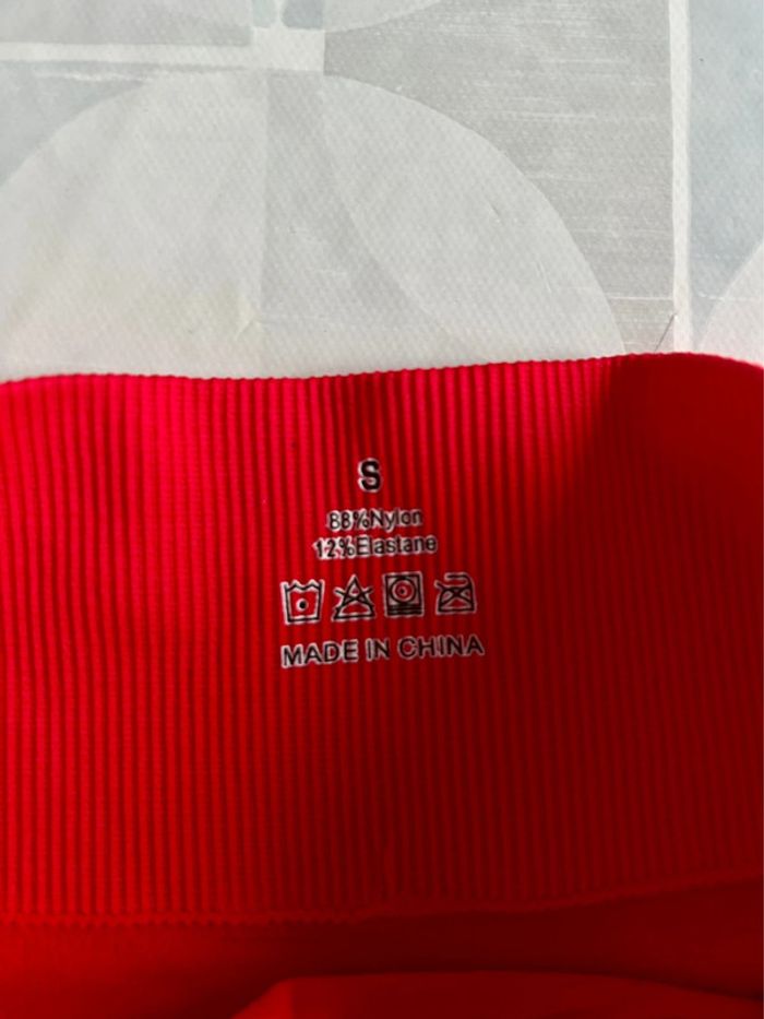 Short de sport femme 36 / S - Shein - neuf - photo numéro 3