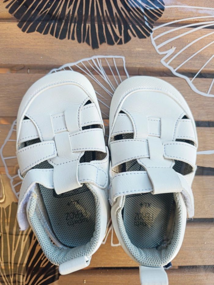 Sandales Irta couleur blanc Zapato Feroz XL+ barefoot ppn