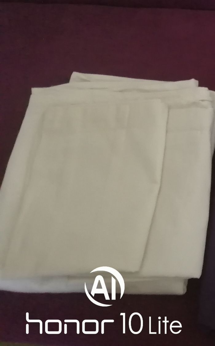 Ensemble drap plat coton, beige clair 257x210 cm, avec  2 taies d'oreiller 74x50 cm
Bon état - photo numéro 5