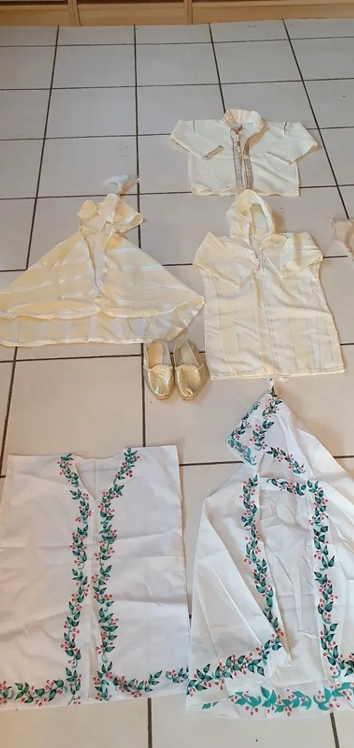 Lot vetements bapteme 2 ans - photo numéro 5