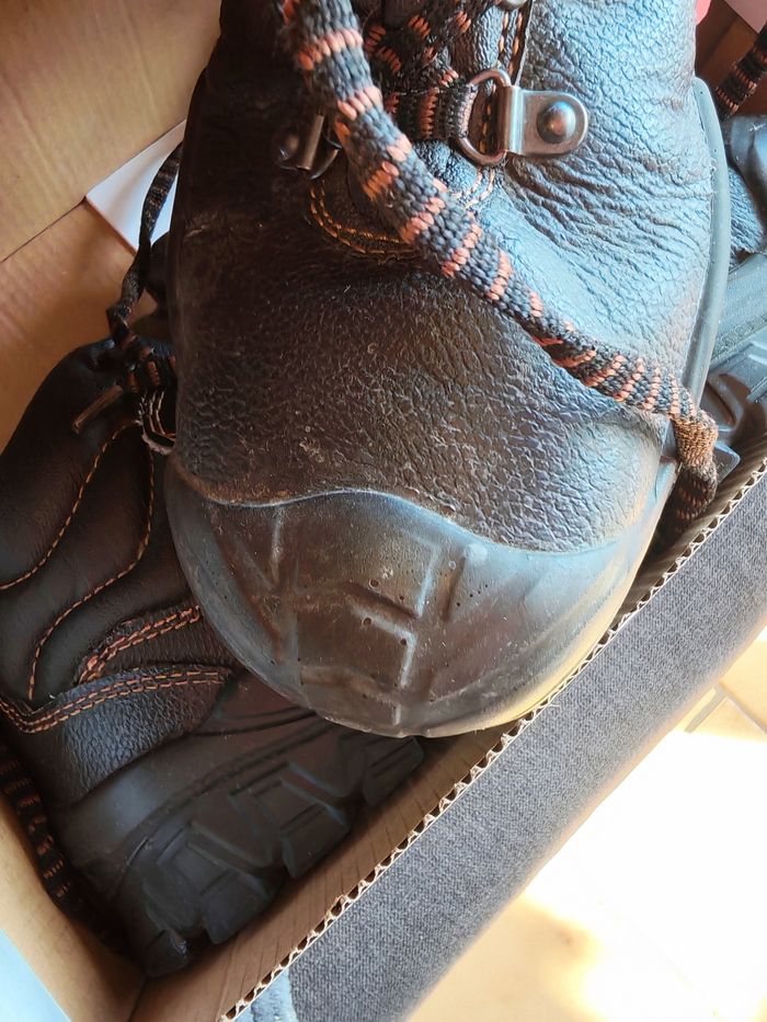 Chaussures de sécurité - photo numéro 2
