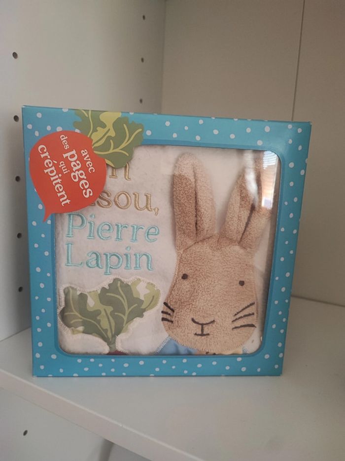 Livre à toucher tout doux pierre lapin