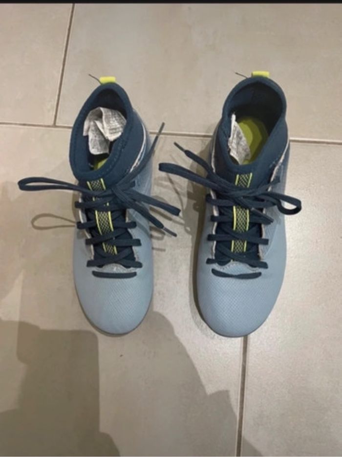 Chaussure de foot - photo numéro 2