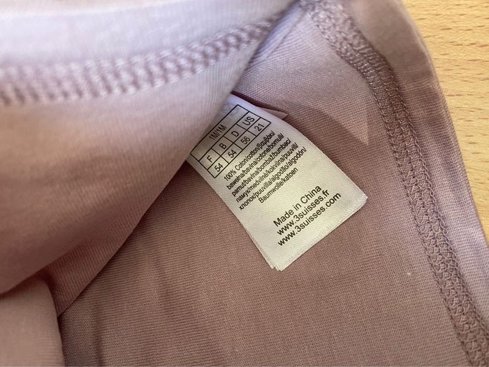 Beau gilet mauve T. 1 mois/54 cm fille neuf - photo numéro 7