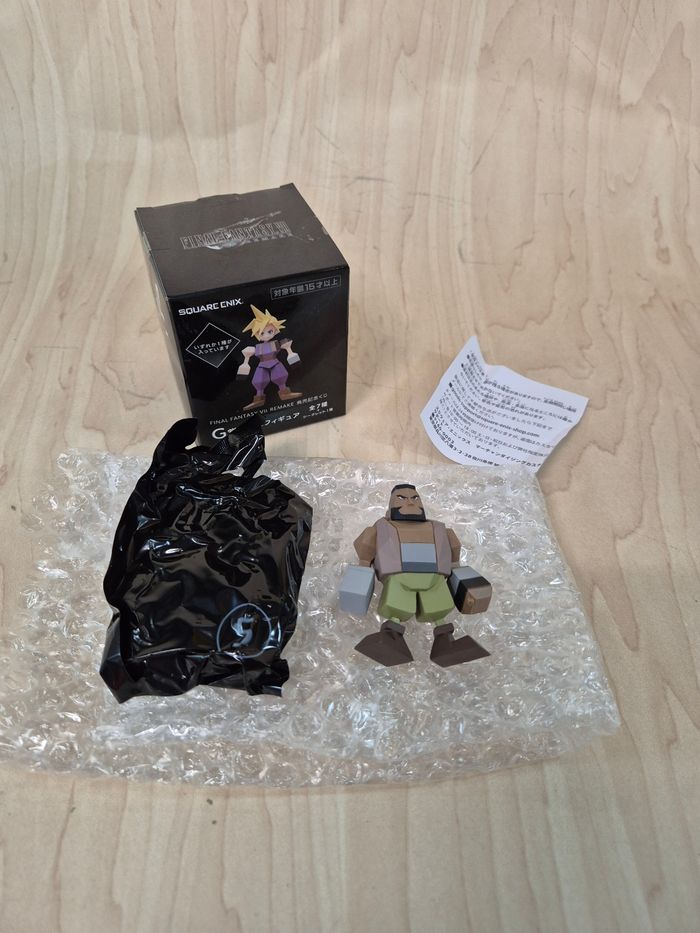 Figurine polygones Final Fantasy VII : Barret Wallace