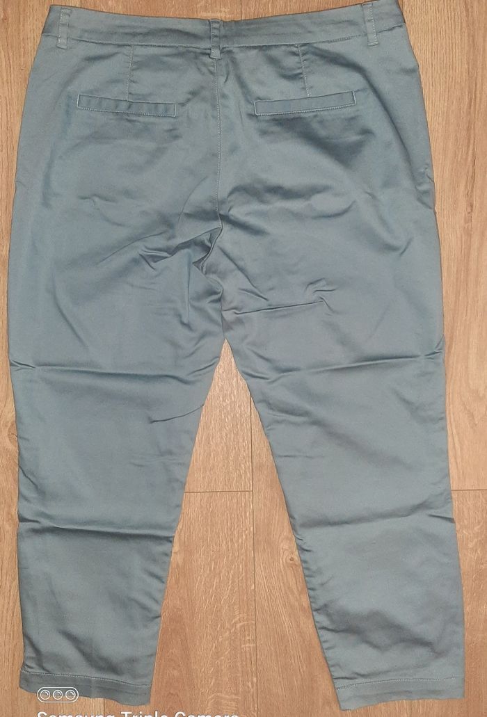 Lot Pantacourt C&A et leggings Nike - photo numéro 3