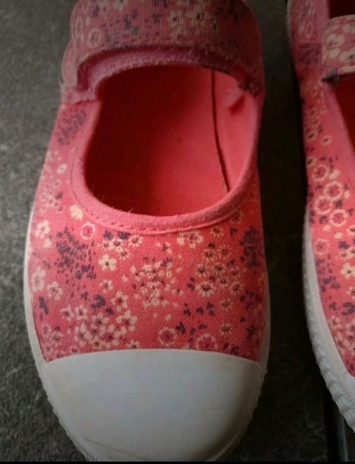 Sandales en 34 - photo numéro 3