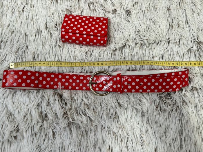 Ceinture rouge à pois blancs avec petit sac - photo numéro 6