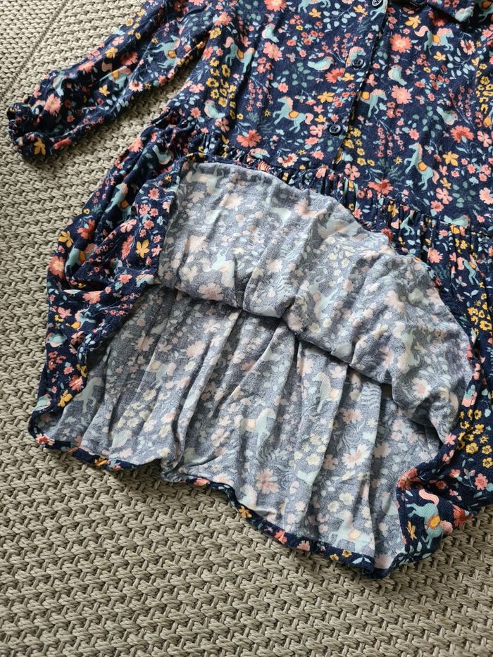 Robe chemise manches longues motifs fleurs et licornes - 5 ans - photo numéro 5