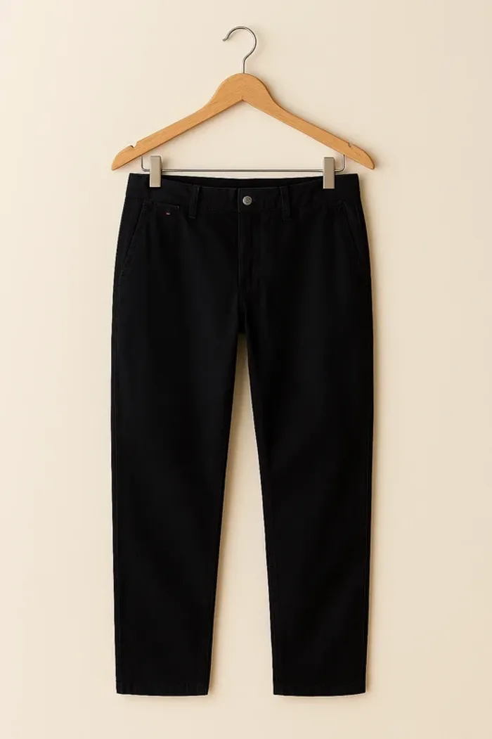Pantalon Tommy Hilfiger homme – Taille 44, chic et intemporel !