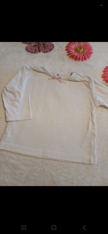 T.shirt bébé taille 6 mois