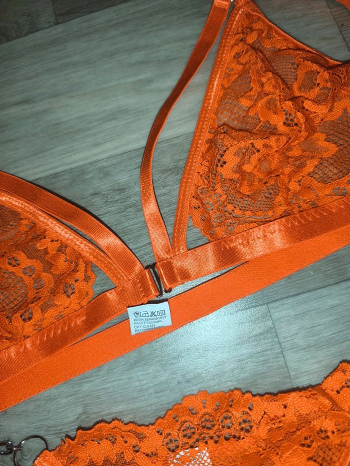 Ensemble sous vêtements neuf marque shein taille L - photo numéro 2
