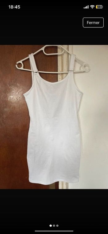 Lot 2 robes