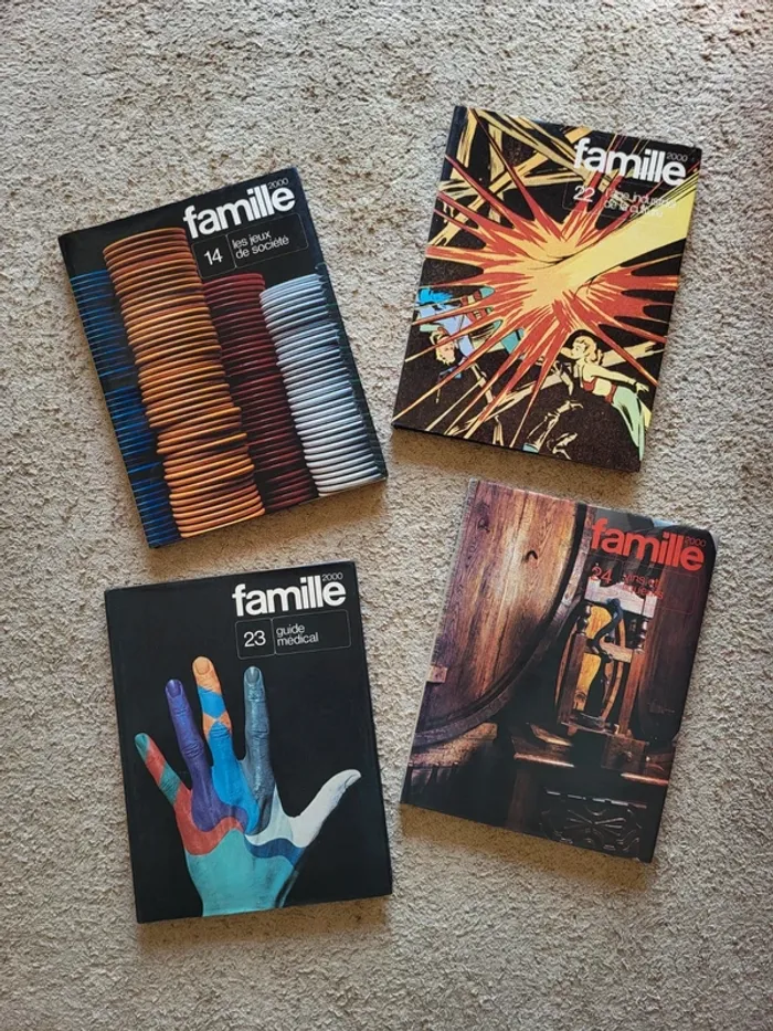 Lot de 4 encyclopédies vintage Famille 2000