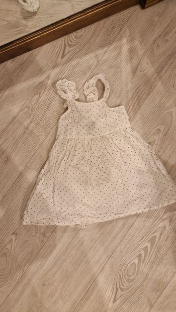 Superbe robe blanc cassé à pois noir en lin Kiabi 💫 24 mois