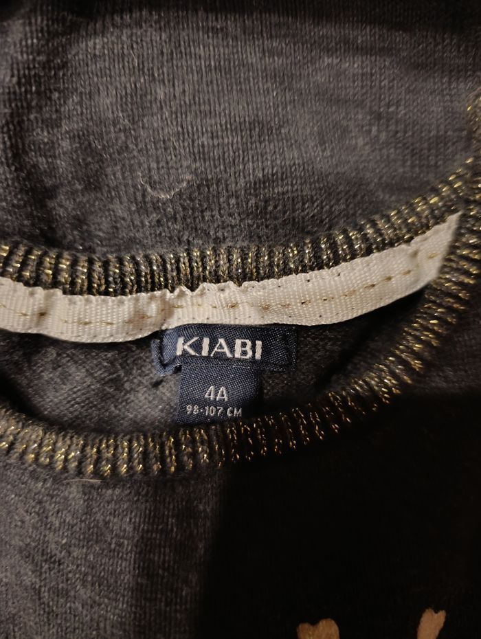 Lot vêtements fille hiver/été 4 ans TBE - photo numéro 4