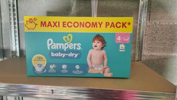 Pack 108 couches pampers Baby-Dry taille 4 neuf
