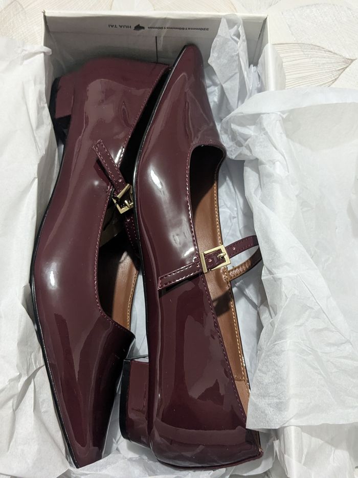 Magnifique paire d' escarpins Babies &Mary Jane Bordeaux, marque Anne Field. Taille 42 - photo numéro 8