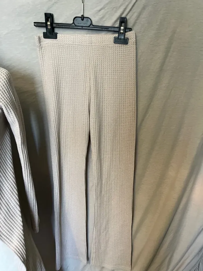 ensemble top, veste, pantalon - photo numéro 2