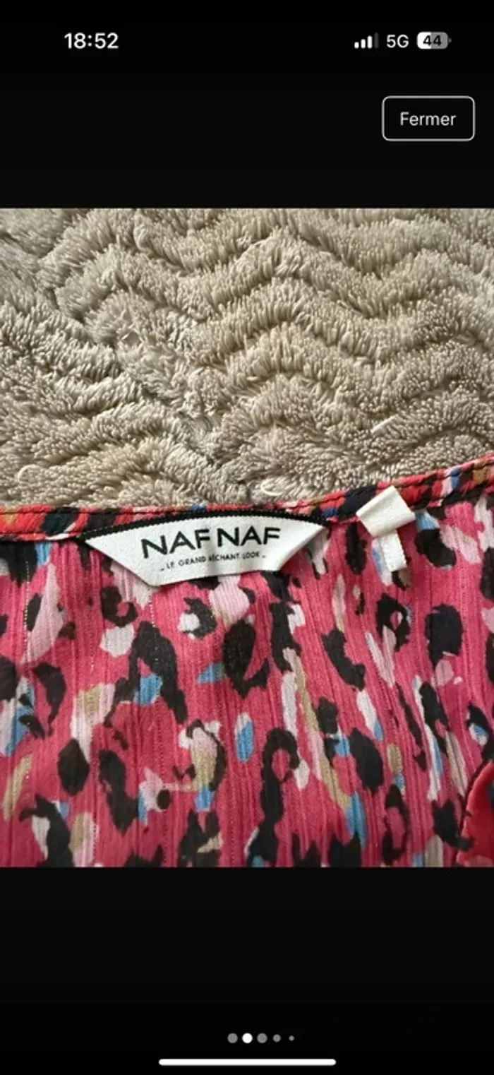 Robes Naf Naf fleurie 36/38 en très bon état Manches courtes - photo numéro 2
