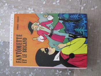Livre Fantômette et le brigand Bibliothèque rose Hachette