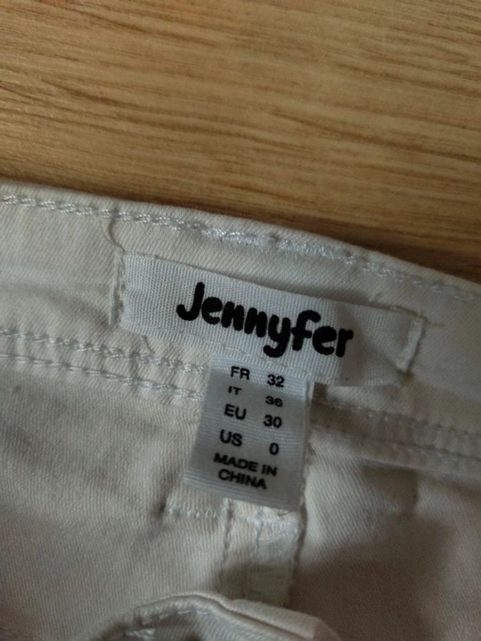 Pantacourt jennyfer taille 32 - photo numéro 3