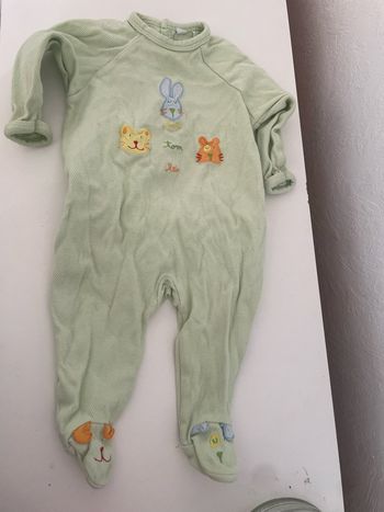 Lot pyjamas 12 mois  