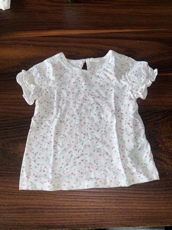 Joli tee shirt à manches courtes