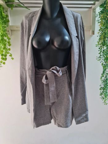 Tailleur veste et short gris femme M/L Bershka