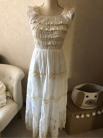 Jolie robe écrue bohème chic