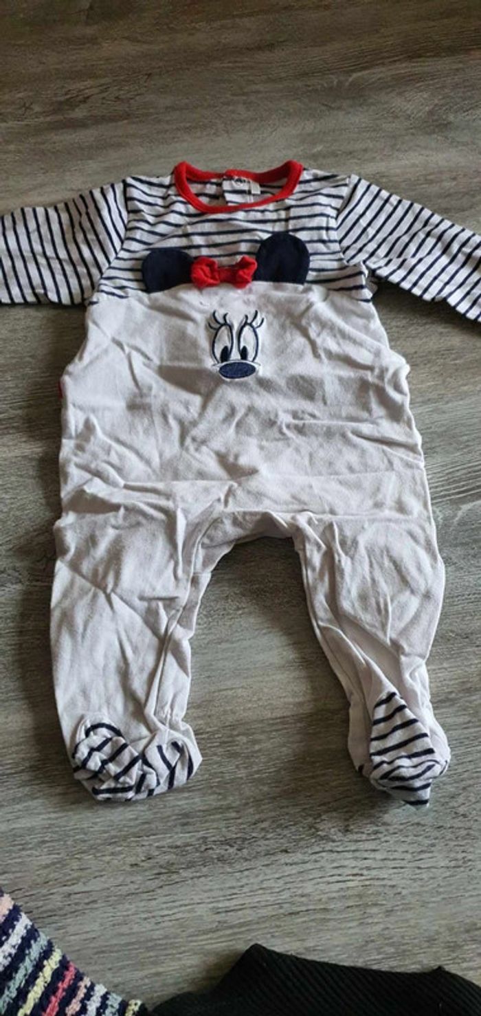 Lot 9 pijama 6mois - photo numéro 7