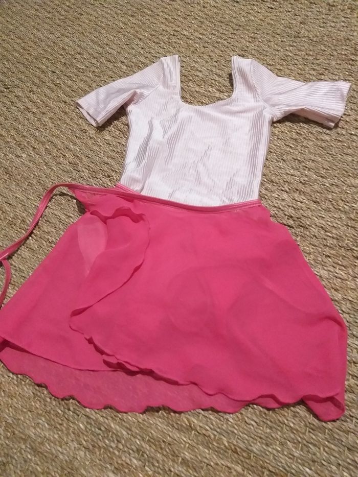 Body manches courtes rose poudré et voile rose Domyos 8 ans - photo numéro 2