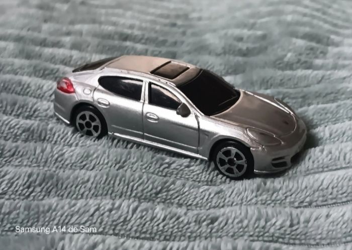 Porsche panamera turbo maisto