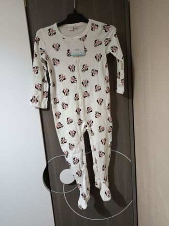 Pyjama crème Minnie 36 mois