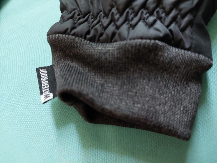 Gant taille 9 - photo numéro 5