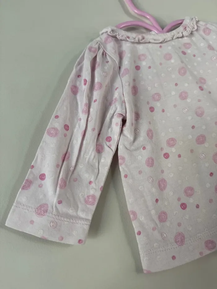 👚haut manches longues - bébé fille- 6 mois - rose - influx - très bon état - photo numéro 2