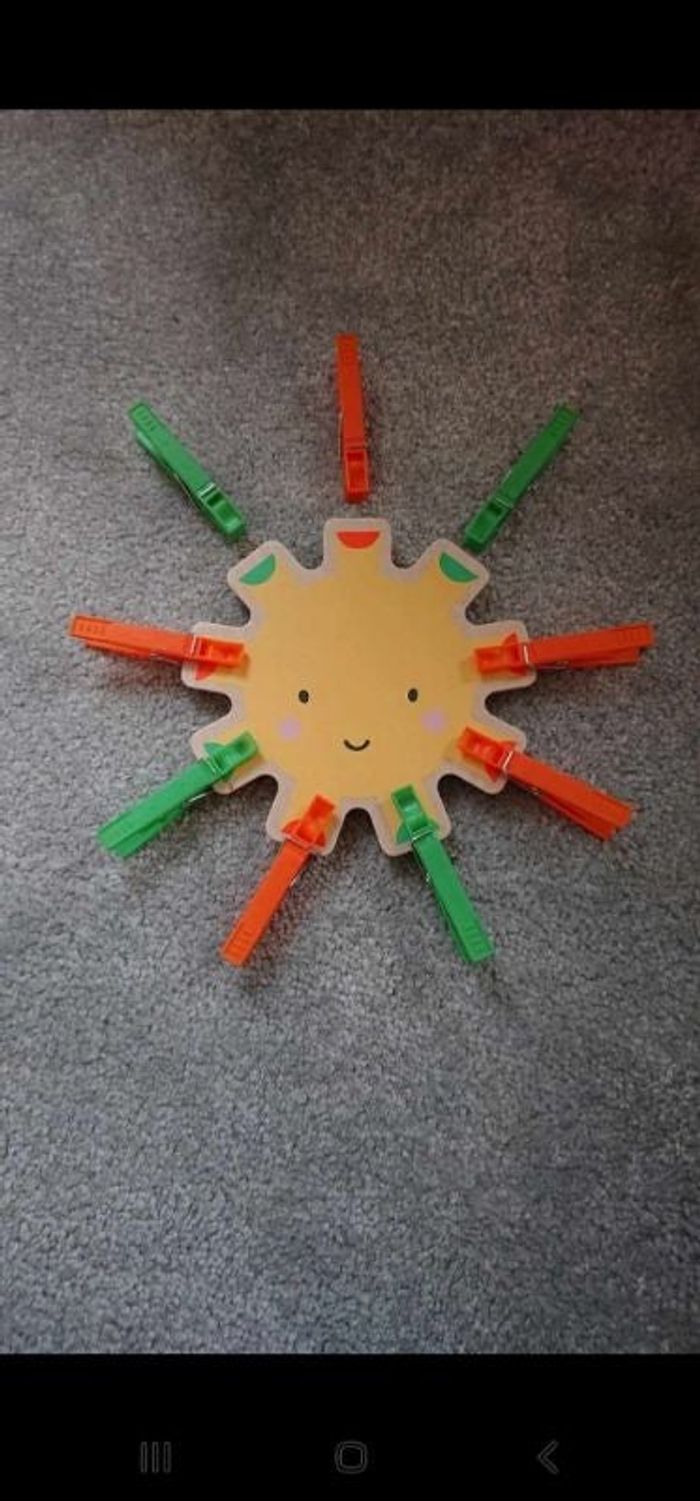 Jeu de pinces montessori