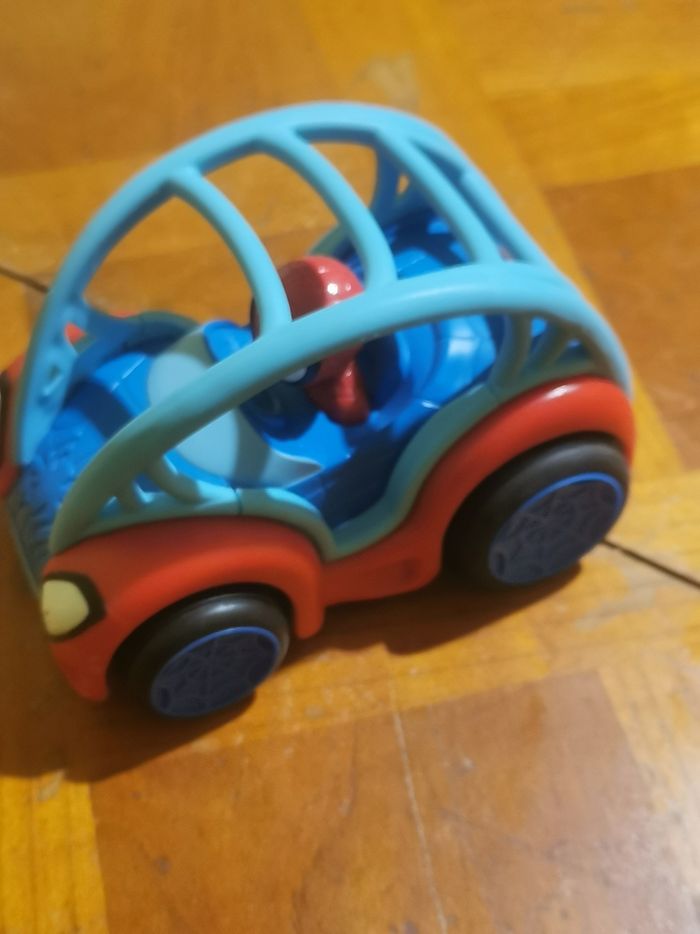 Voiture Spiderman - photo numéro 3