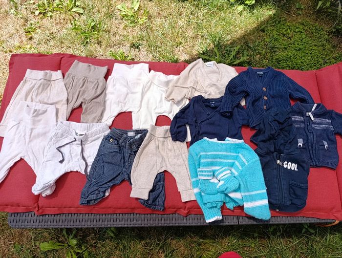 Vêtements naissance /1 mois - photo numéro 3