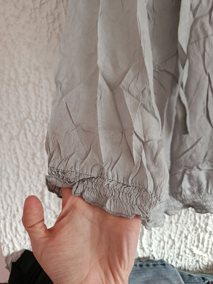 Blouse grise - photo numéro 3