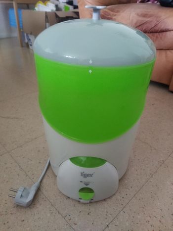 Stérilisateur 8 biberons