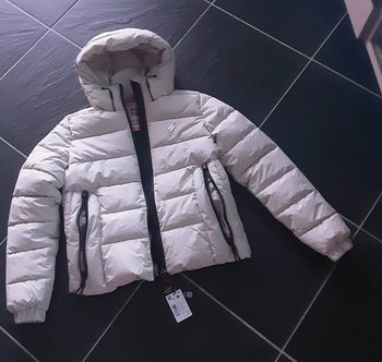 Doudoune  superdry  neuve