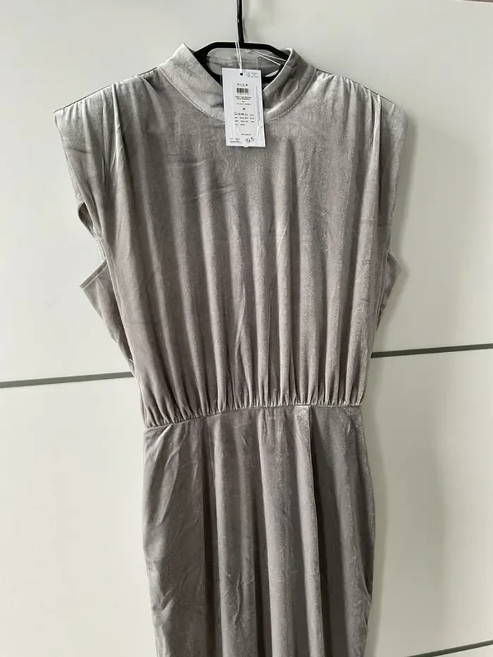 Robe longue - photo numéro 3