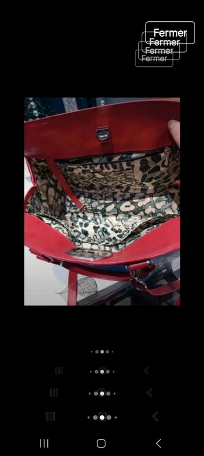 Sac longchamp bandoulière avec quelques petites imperfections voir les photos - photo numéro 8