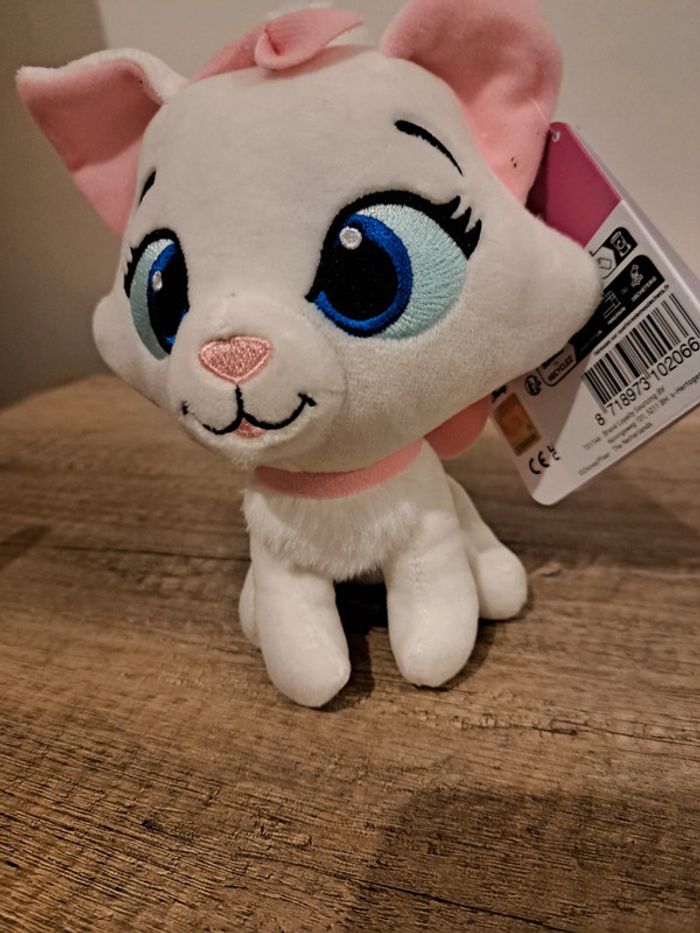 Peluche neuf chaton minou marié Les aristochats