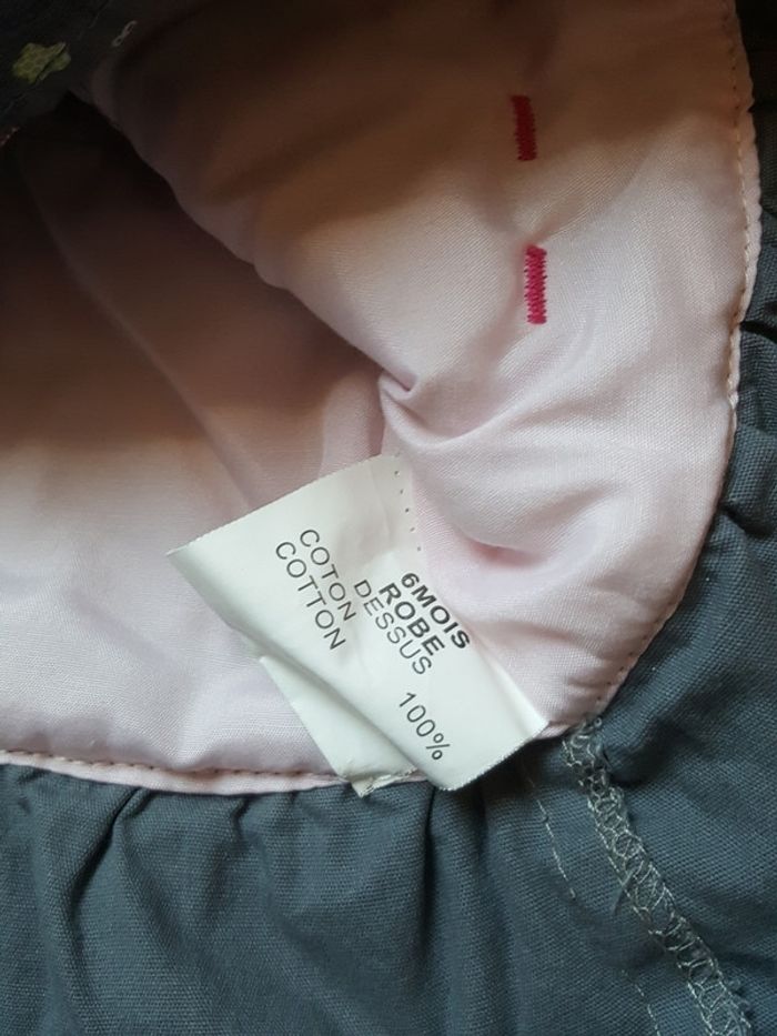 Robe taille 6 mois - photo numéro 2