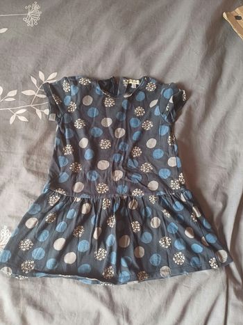 Robe manches courtes