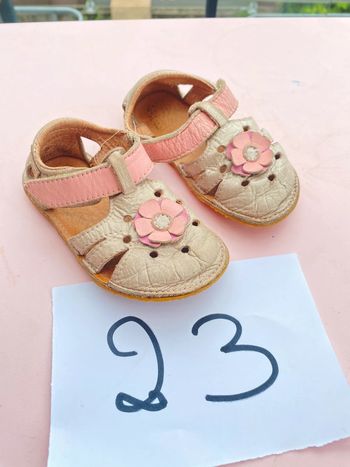 Salade les nu pieds 23 timmo barefoot