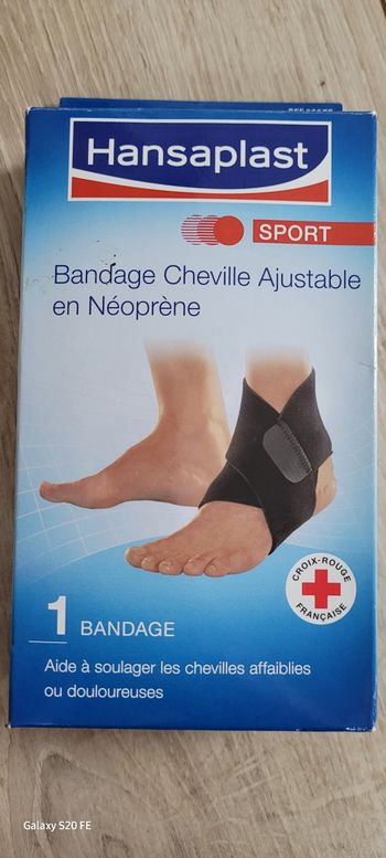 Bandage cheville ajustable en neophrène  Hansaplast